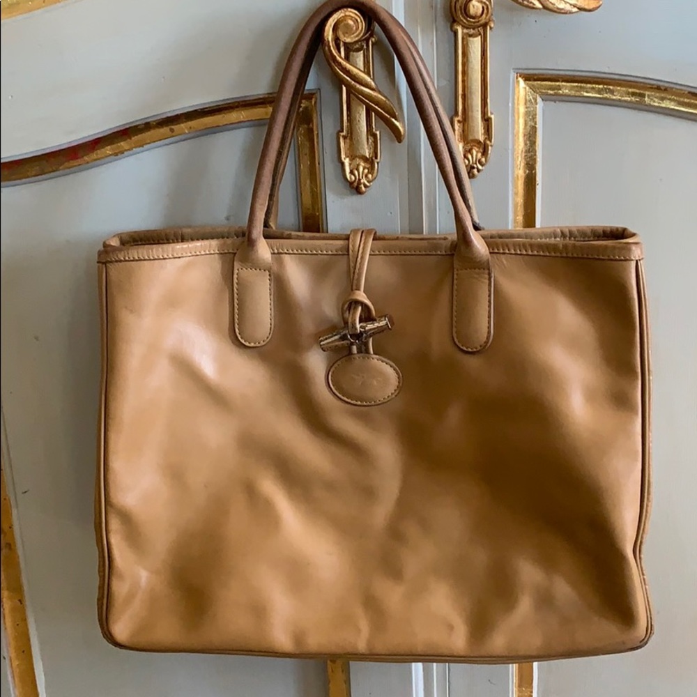 Longchamp roseau essential med cream tote